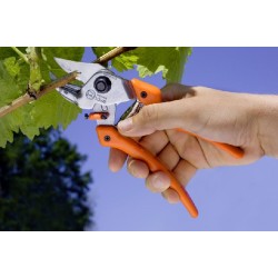 Löwe metszőolló rávágós hajlított nyéllel 7107 ratárról szállítással