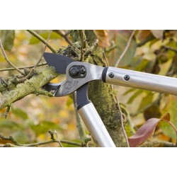 Löwe ágvágó rávágós 80 cm 22.080 ratárról szállítással